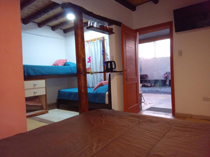 Others 4, Crisol., Cafayate