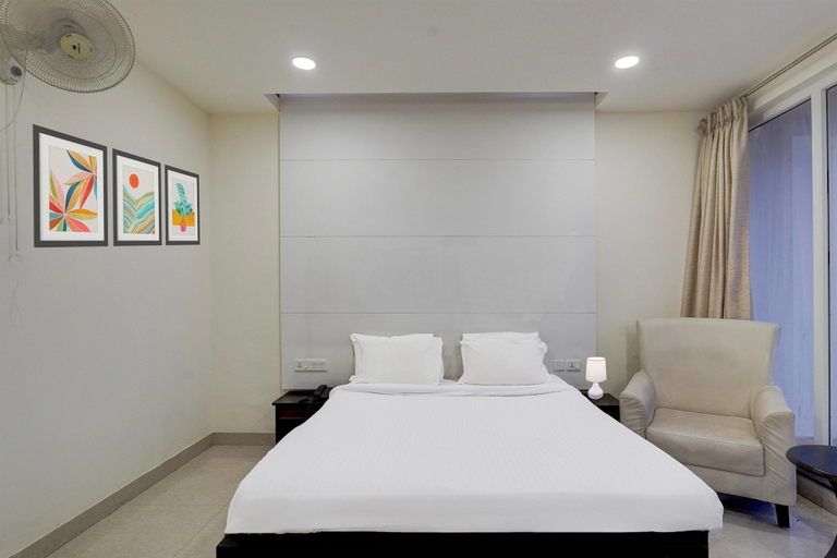 Room 3, Poolside Retreat Near Sathyabama Chennai, Kancheepuram