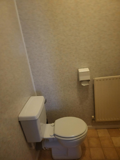 Bathroom 3, Evanescent, Blackpool