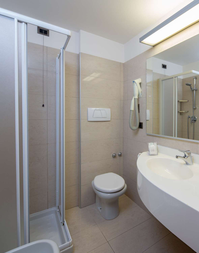 Bathroom 5, Best Western Hotel Biri, Padua