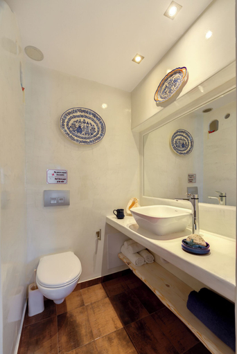 Others 5, Moschatos Beach House, South Aegean