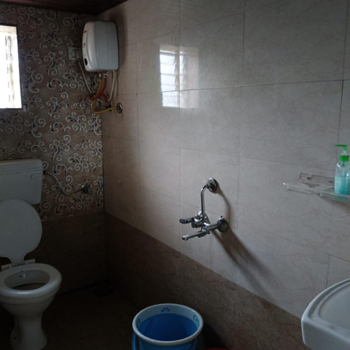 Bathroom 5, Vishranti Farm Neral, Raigarh