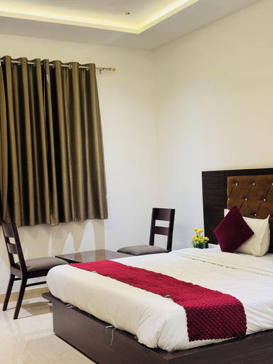 Others 4, the muskmelon hotel and resort, Ajmer