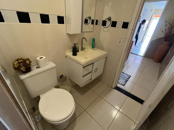 Others 5, Ogiva 3 quartos com cama de casal, Cabo Frio