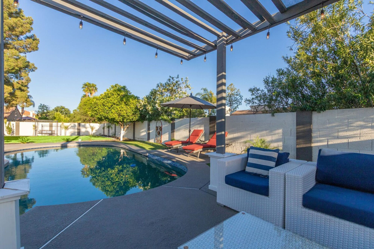 Room 5, Kings Lux Escape Free Htd Pool Cabana BBQ Firepit, Maricopa
