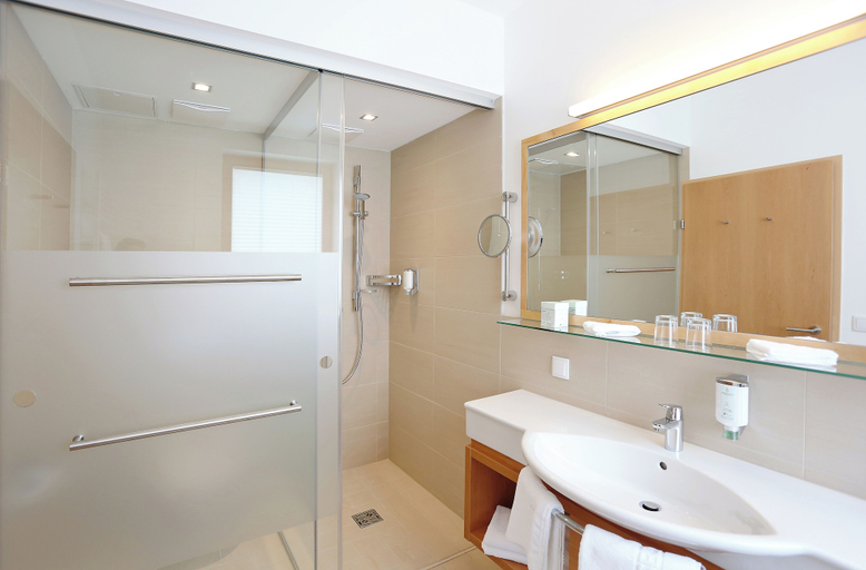 Bathroom 3, Hotel SeeRose, Feldkirchen
