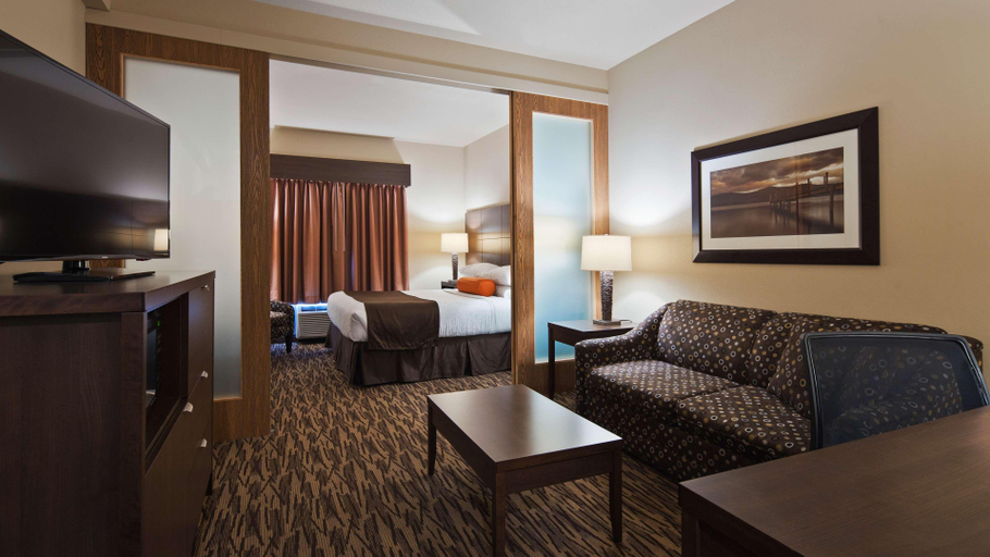 Bedroom 3, Best Western Plus Bridgewater Hotel & Convention C, Lunenburg