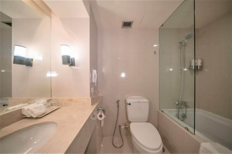Bathroom 7