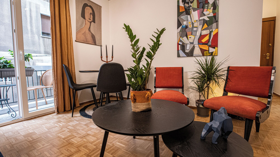 Others 4, Eclectic Chic Thissio Apartment, Attica