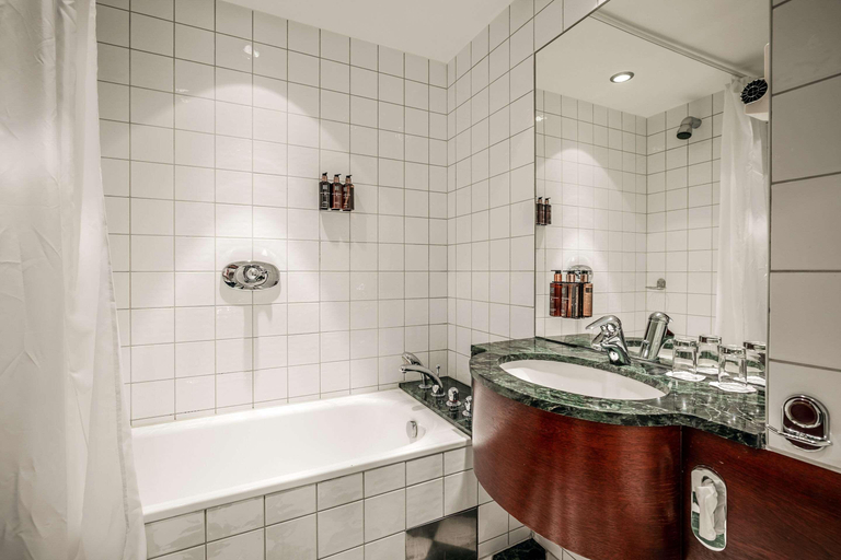 Bathroom 4, Home Hotel Bryggen, Bergen