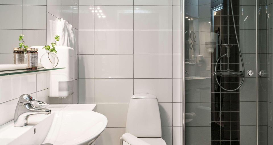 Bathroom 5, Best Western Vrigstad Vardshus, Sävsjö