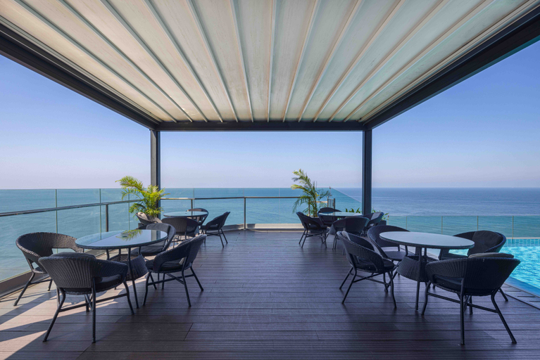 Exterior & Views 2, Radisson Hotel Colombo, Thimbirigasyaya