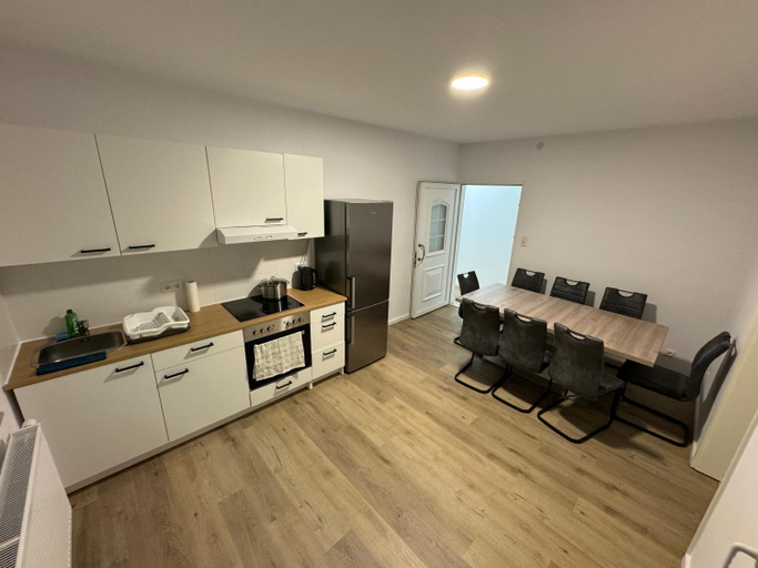 Others 4, Big House I 15 Beds I 8 Sleeping Room I Parking, Minden-Lübbecke