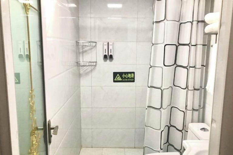 Bathroom 3, Lingshan Hotel, Shanghai