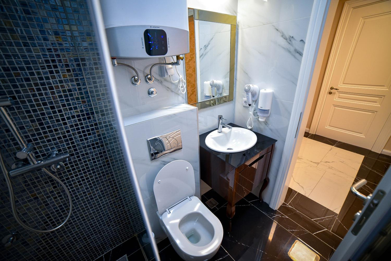 Bathroom 4, HOTEL ADONIS Zlatibor, Čajetina