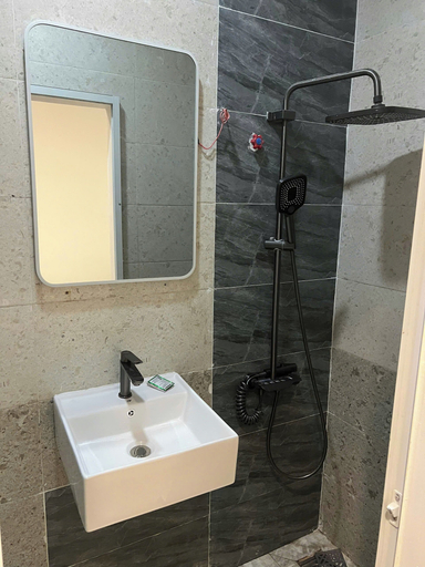 Bathroom 3, Hilary Hotel -Sư Van Hanh Q10, Ho Chi Minh City
