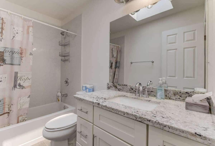 Bathroom, @ Marbella Lane - Boho 'n Sleek Rtreat Pool Tble, Alameda