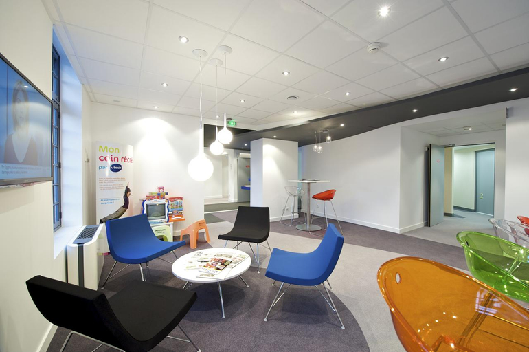 Public Area, ibis Styles Vannes Gare Centre, Morbihan