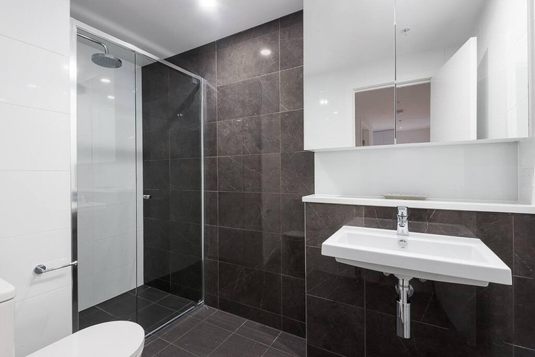 Bathroom, 2BR Luxury Skytower CBD Pool Gym Netflix, Brisbane