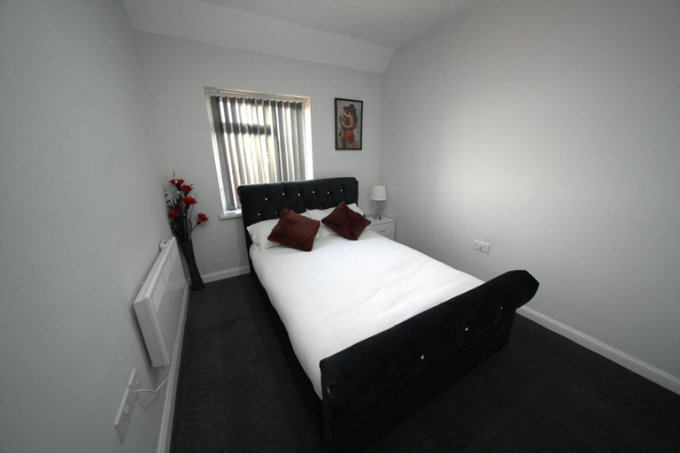 Room 3, Telford - Apartment - Sleeps 5 - Flat 4, Telford and Wrekin
