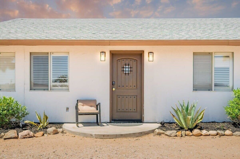 Exterior & Views 2, @marbella Lane - Charming Tranquil Hideaway, San Bernardino