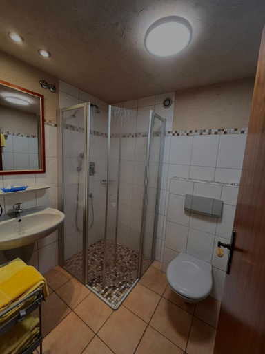 Bathroom 2, Hotel Rebstock Rust, Ortenaukreis