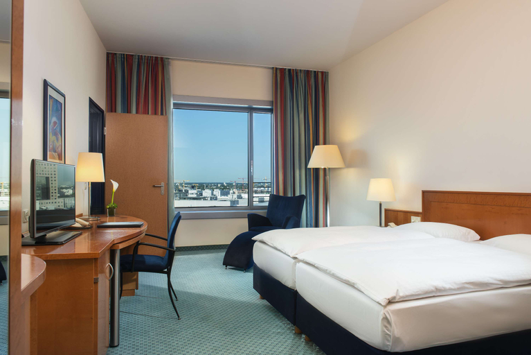 Bedroom 4, Maritim Hotel Frankfurt, Frankfurt am Main