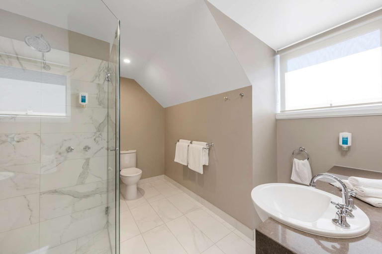 Bathroom 4, Best Western Olde Maritime Motor Inn, Warrnambool