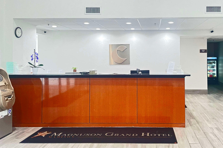 Public Area 3, Comfort Inn & Suites Madison East Interstate I-90, Dane
