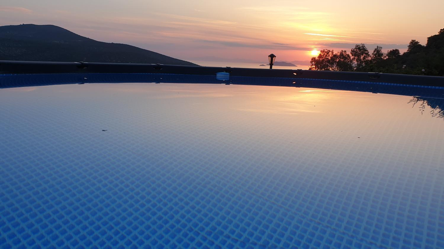 Others 3, Villa Captain's View, Peloponnese