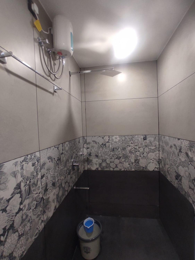 Bathroom 3, Bluewater Beach Resort, Thiruvananthapuram