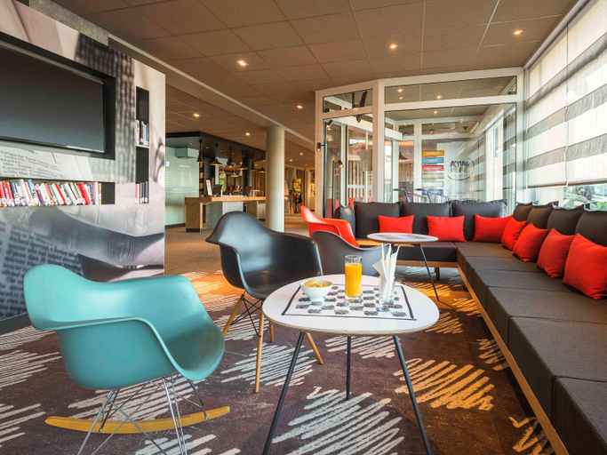Public Area 3, ibis Deauville Centre, Calvados