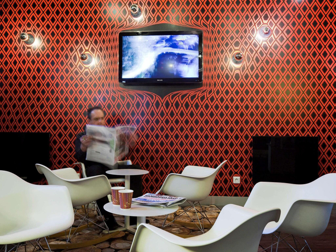 Public Area 2, ibis Styles Paris République, Paris