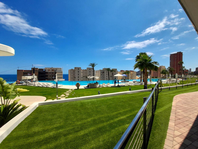 Swimming pool 5, Sunset Cliffs sea view apartments 14 floor, Alicante