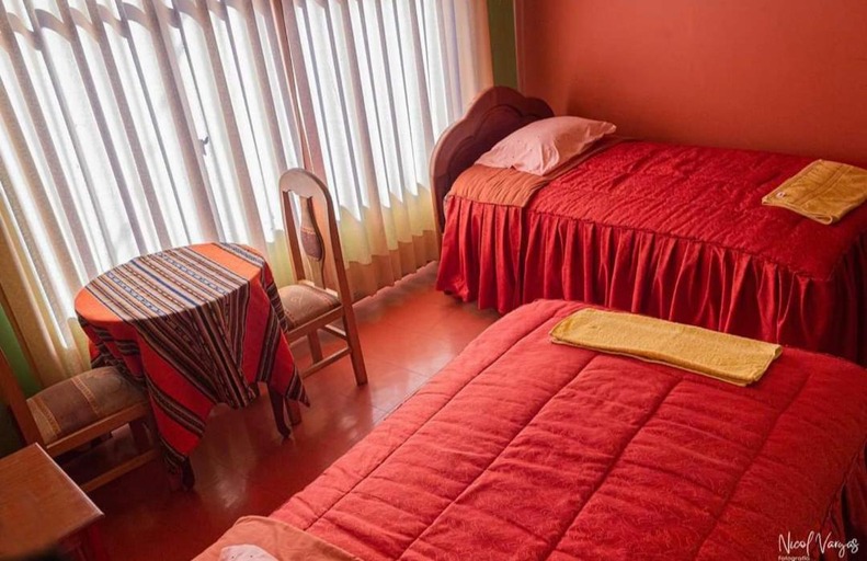 Others 5, Olas del titicaca backpackers, Manco Kapac