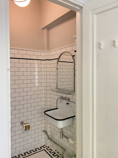 Bathroom, Shanghai Hills& Art Suite 14, Shanghai