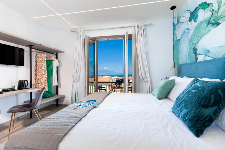 Others 4, LuMar Luxury Sorrento, Napoli