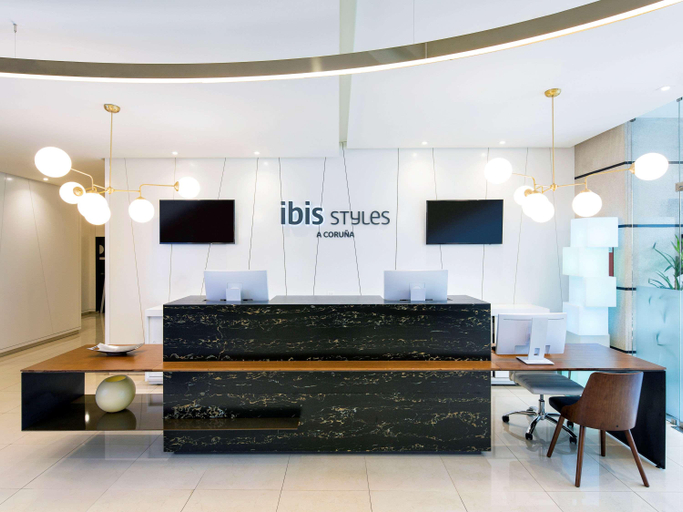 Exterior & Views 2, ibis Styles A Coruna, A Coruña
