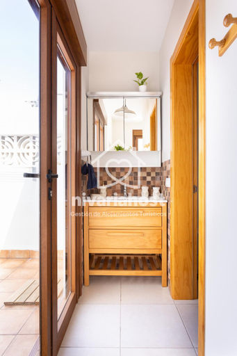 Others 5, Ocean House El Pris, by Nivariahost, Santa Cruz de Tenerife