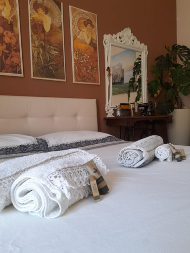 Others 5, B&B familiare Arcadia Polignano, Bari