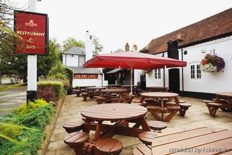Food & Drinks 5, The Red Lion Hotel, London