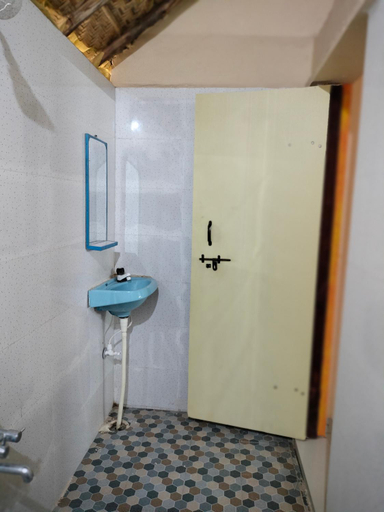 Others 5, Evergreen guest house and cafe, Bellary