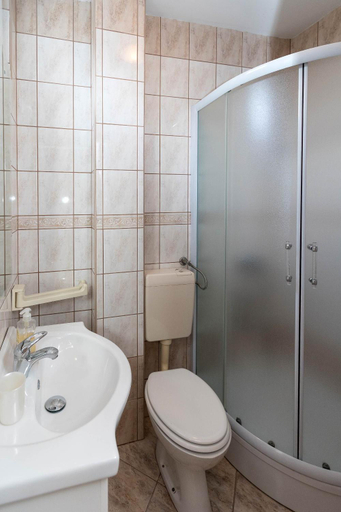 Bathroom 3, Apartments Karmen 1, Crikvenica