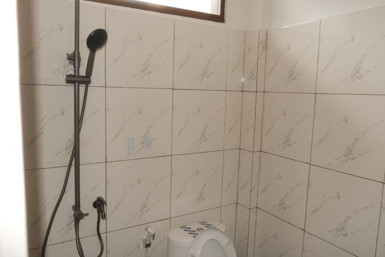 Bathroom 5, ntala homestay, West Manggarai