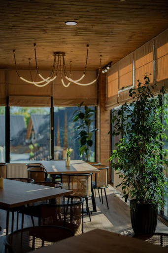 Food & Drinks 3, Ikalto Woods, Telavi