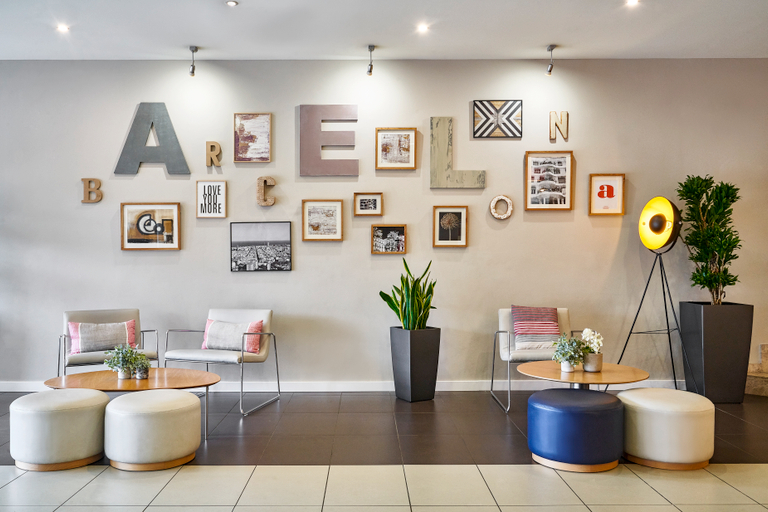 Public Area 2, ibis Barcelona Meridiana, Barcelona