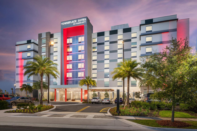 Exterior & Views 2, TownePlace Suites by Marriott® Orlando Near Universal, Orange