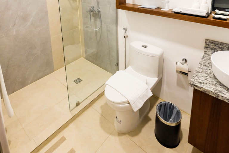 Bathroom 2