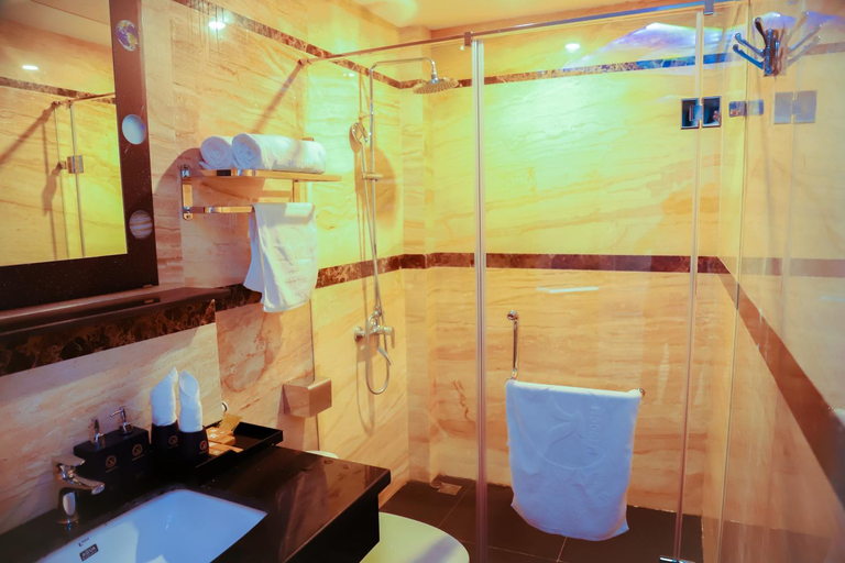 Bathroom 3, MEDDOM Park , Cao Phong