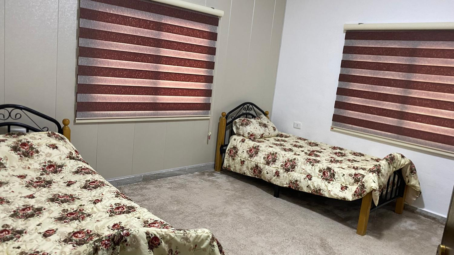 Bedroom 2, شاليه جبال سوف, Ajloun